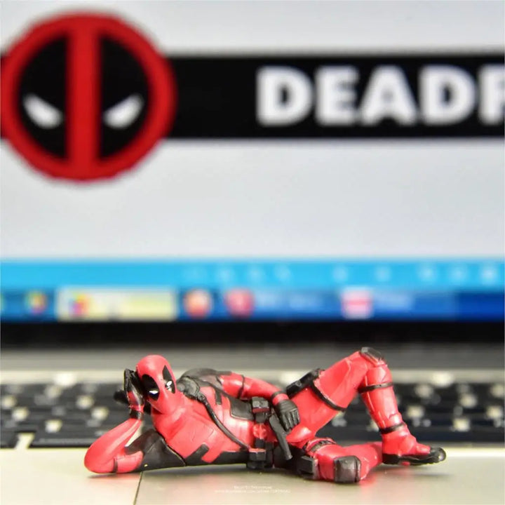 Disney Marvel X-Men 8cm Deadpool 2 Action Figure Posture Anime Decoration PVC Collection Figurine Toys model for children gift
