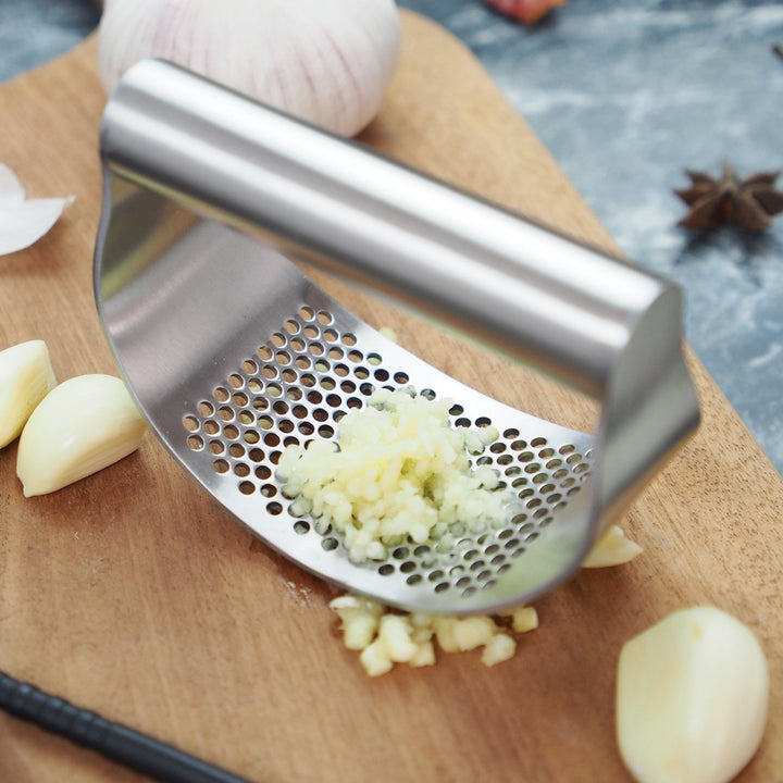 Stainless Steel Garlic Presser - Tinker's Way